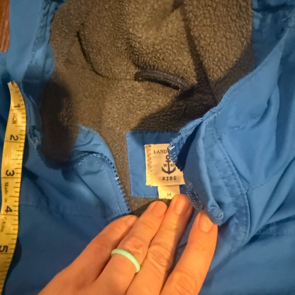 Boys Lands End Winter Coat grow a long medium - Picture 5 of 10